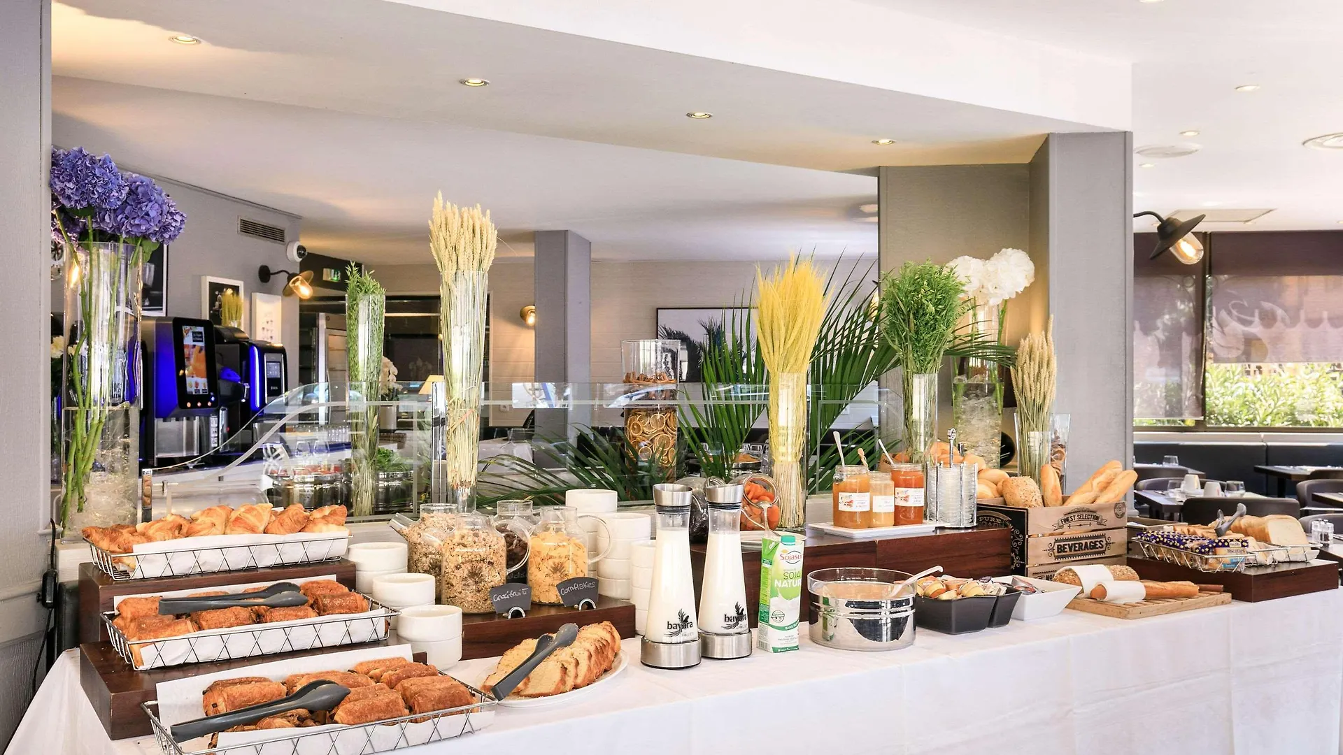 Best Western Hotel Mediterranee Menton 3*,
