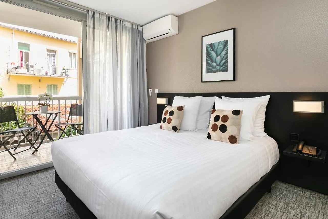 Best Western Hotel Mediterranee Menton 3*,  France